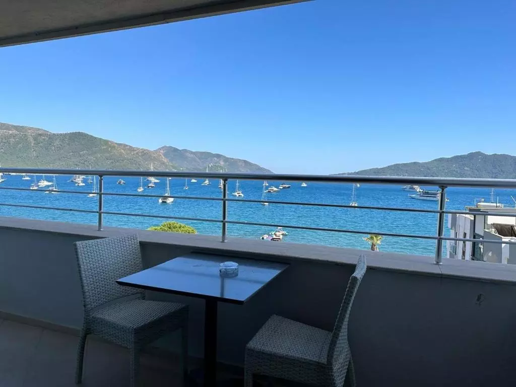 هتل پوینت بیچ مارماریس